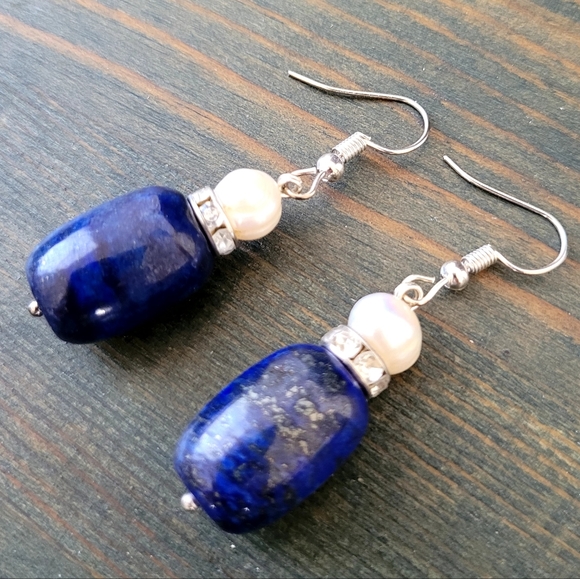 1" Lapis Lazuli gemstone, white pearls handmade Earrings - Picture 4 of 4